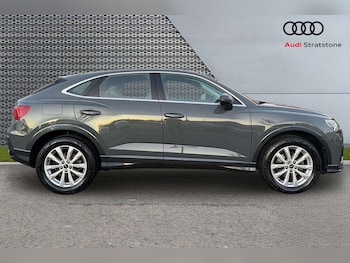 Used Audi Q3 2023 for sale - 77093385: Photo