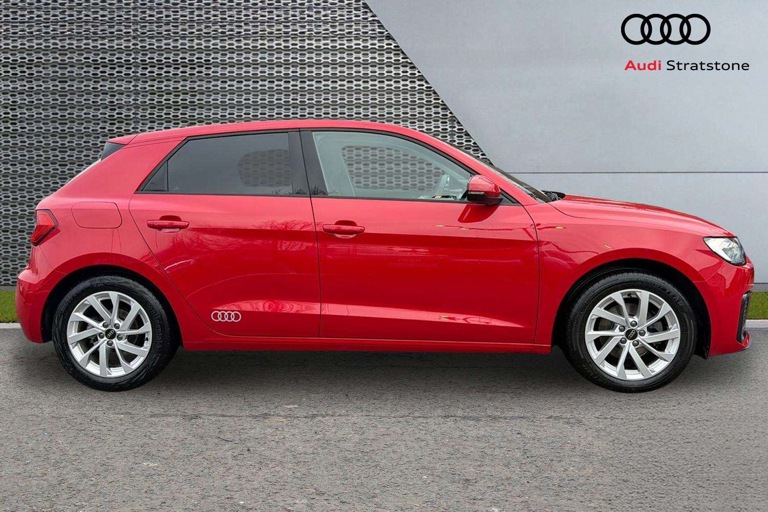 Used Audi A1 2024 for sale - 76692093: Photo 4