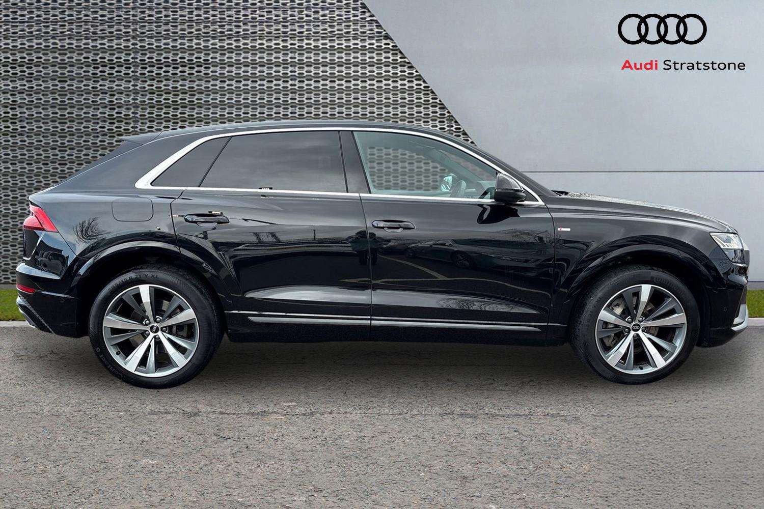 Used Audi Q8 2023 for sale - 77257274: Photo 4