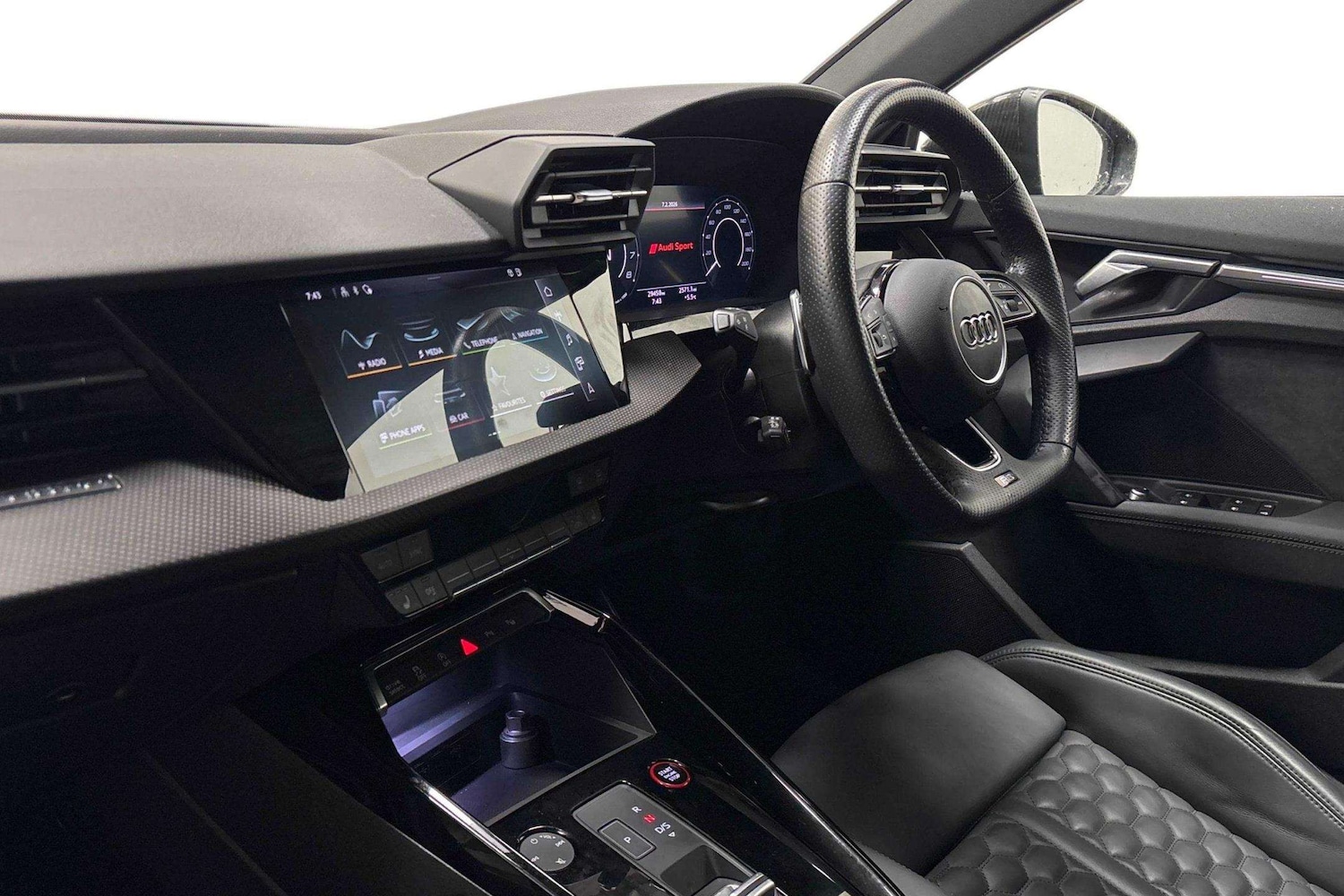 Used Audi RS3 2022 for sale - 77772284: Photo 2