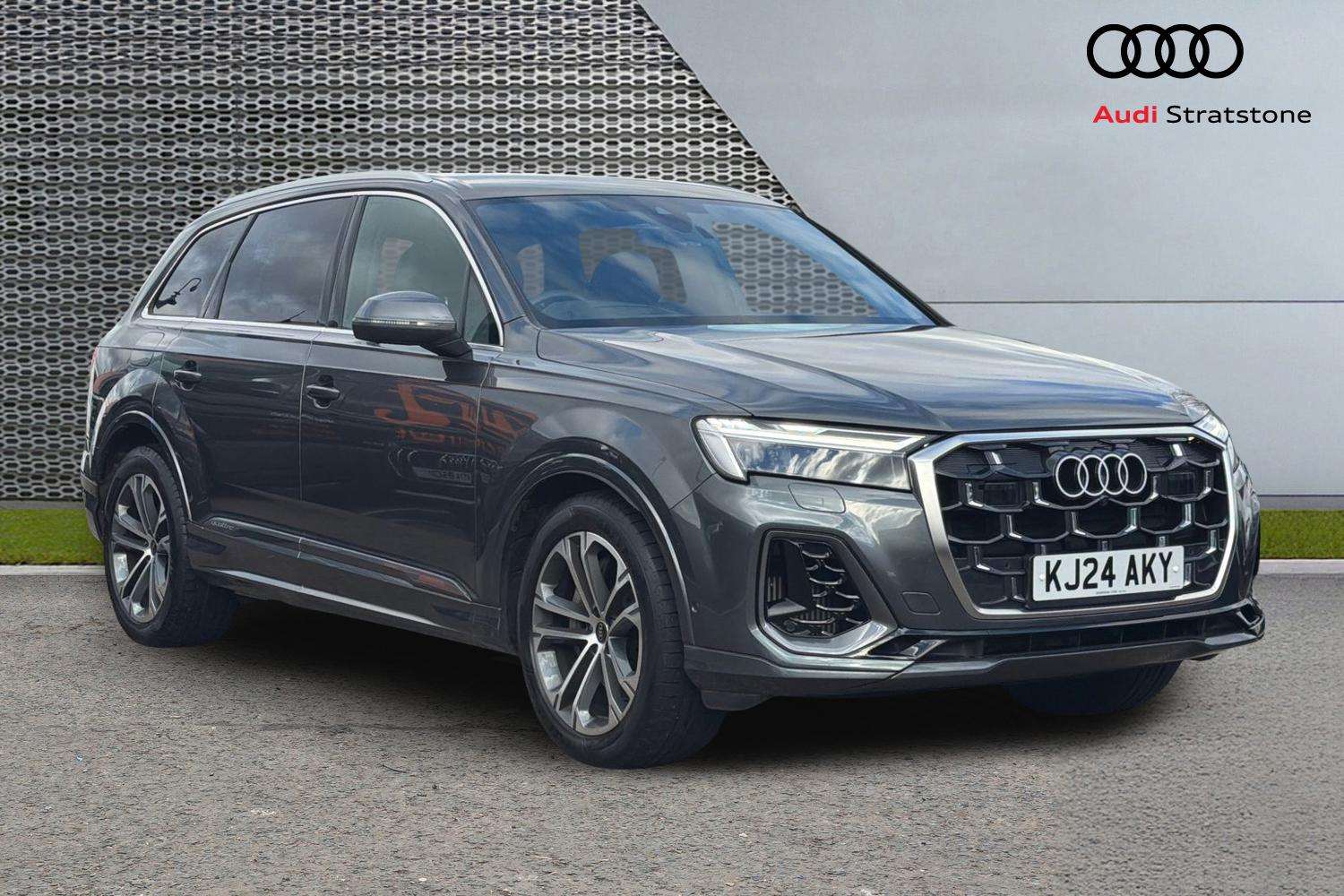 Used Audi Q7 2024 for sale - 76475935: Photo 1