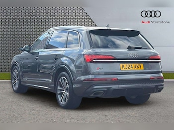 Used Audi Q7 2024 for sale - 76475935: Photo