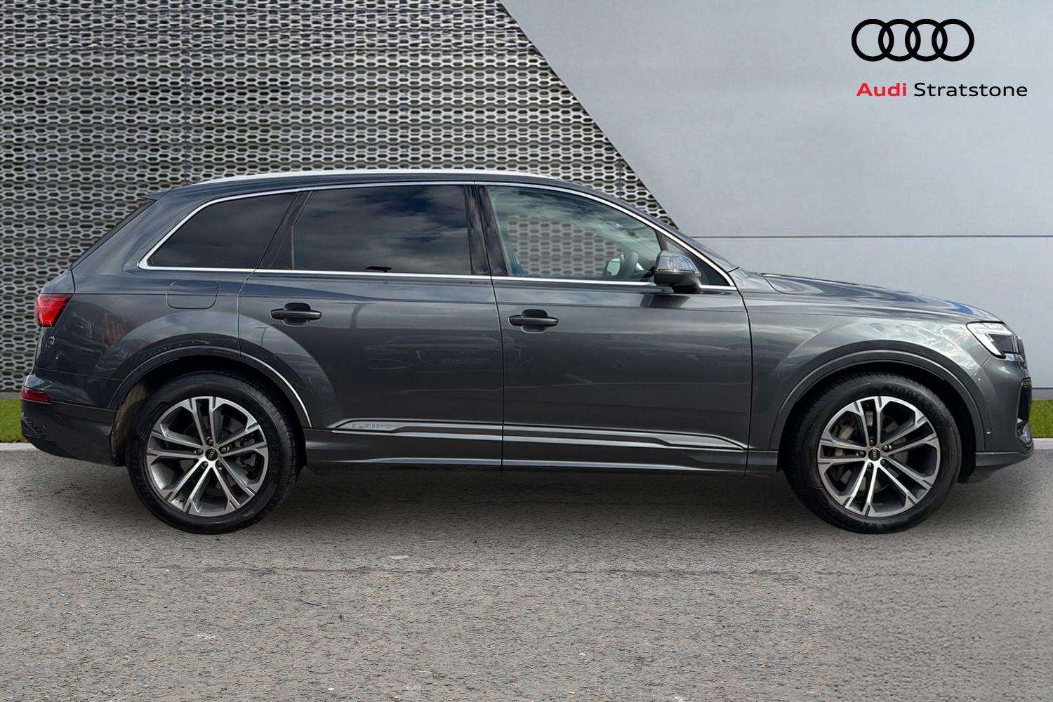 Used Audi Q7 2024 for sale - 76475935: Photo 4