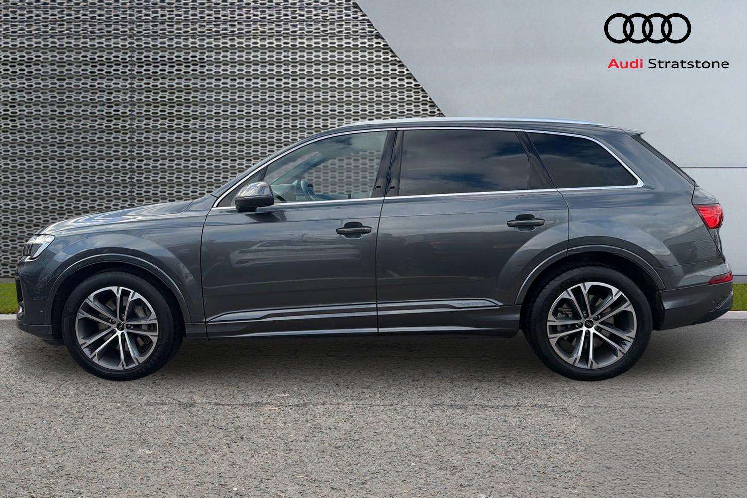 Used Audi Q7 2024 for sale - 76475935: Photo 8