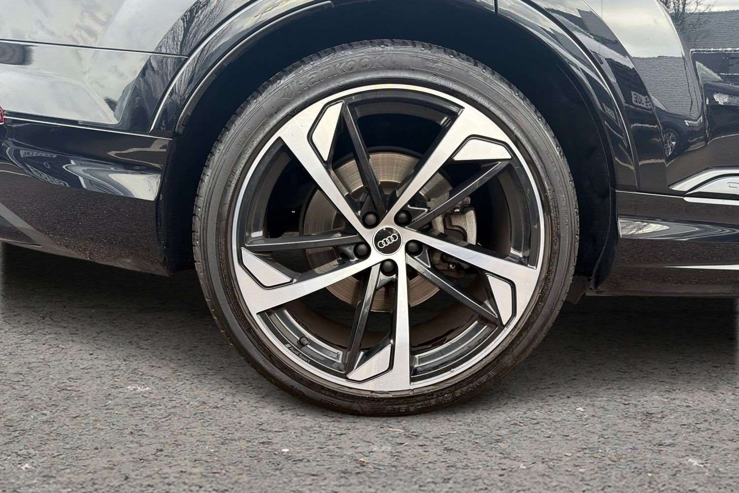 Used Audi Q7 2021 for sale - 76843010: Photo 11