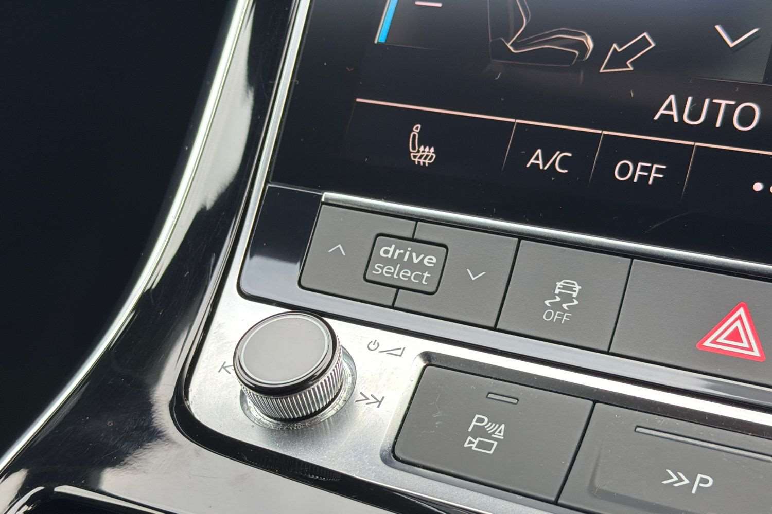 Used Audi Q7 2021 for sale - 76843010: Photo 30