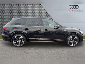Used Audi Q7 2021 for sale - 76843010: Photo