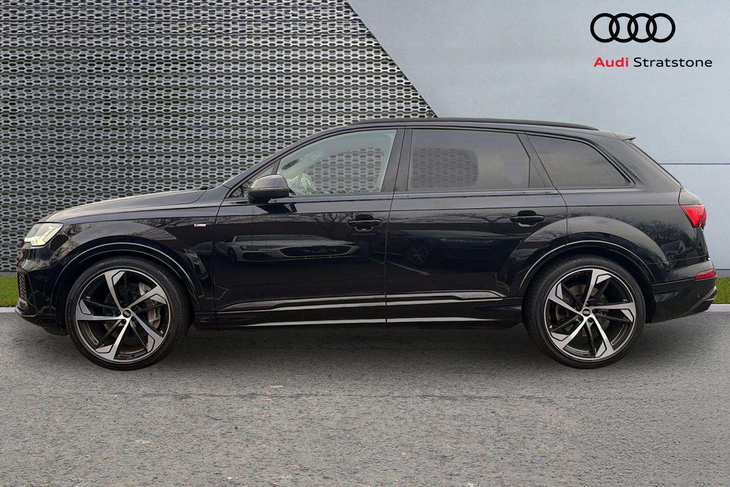 Used Audi Q7 2021 for sale - 76843010: Photo 8