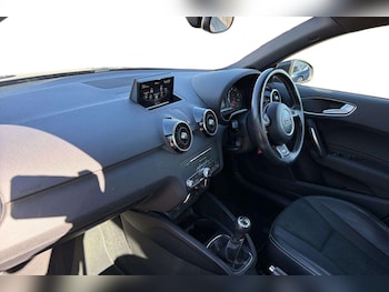 Used Audi A1 2018 for sale - 77727020: Photo