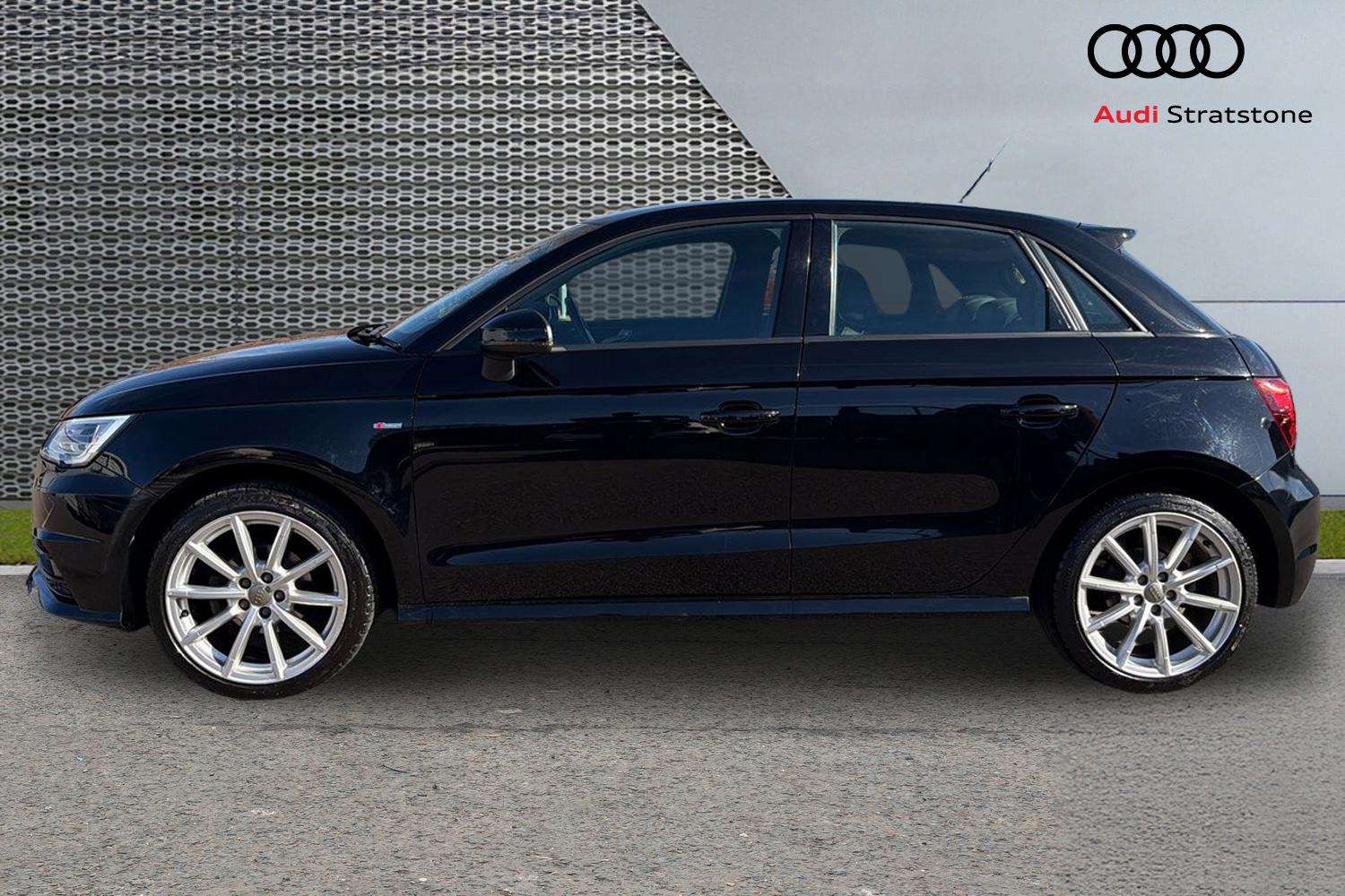 Used Audi A1 2018 for sale - 77727020: Photo 8