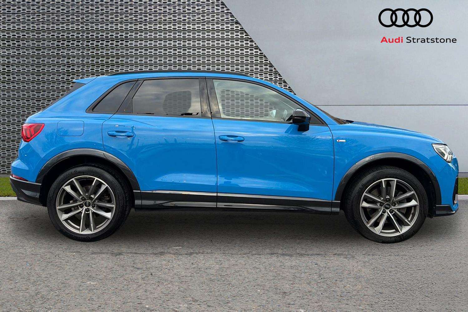 Used Audi Q3 2023 for sale - 76967826: Photo 4