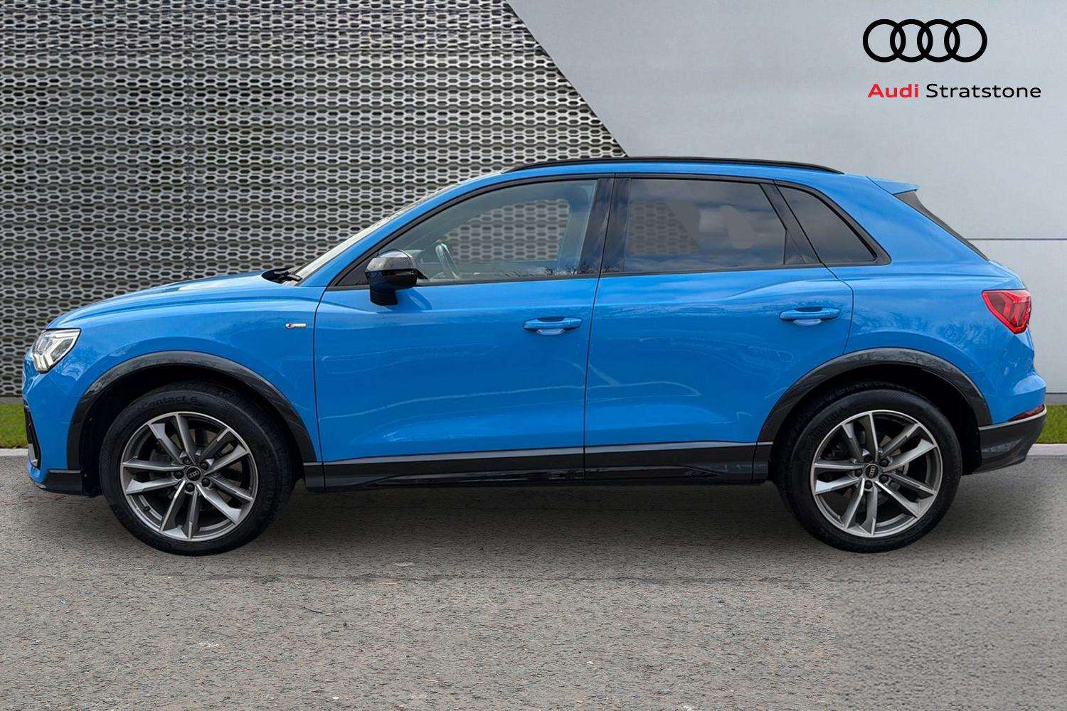 Used Audi Q3 2023 for sale - 76967826: Photo 8