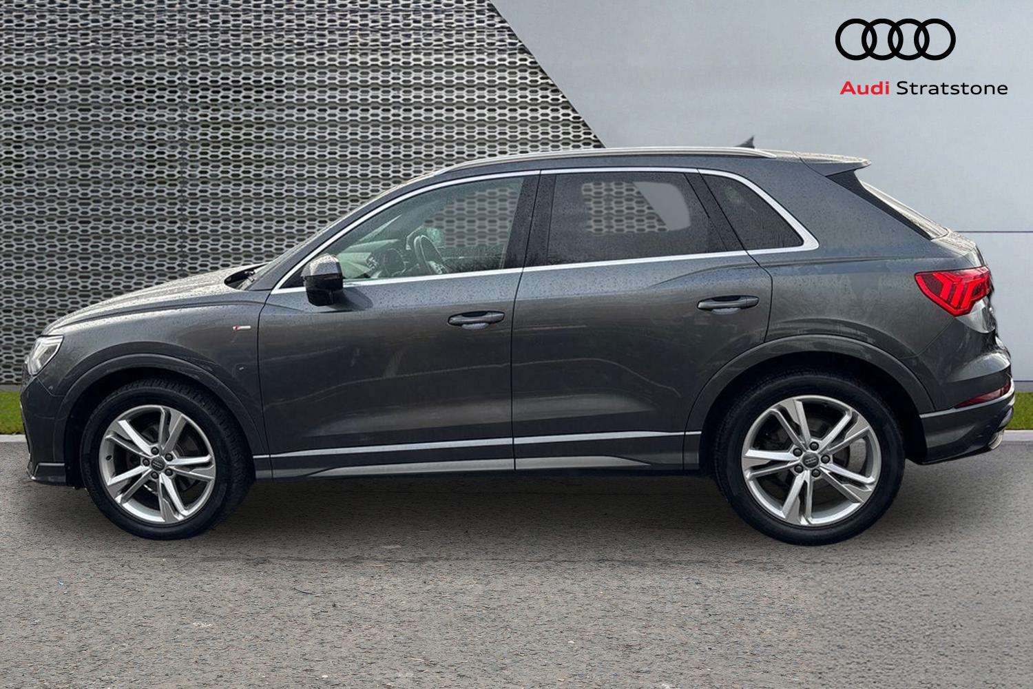 Used Audi Q3 2019 for sale - 76515587: Photo 8