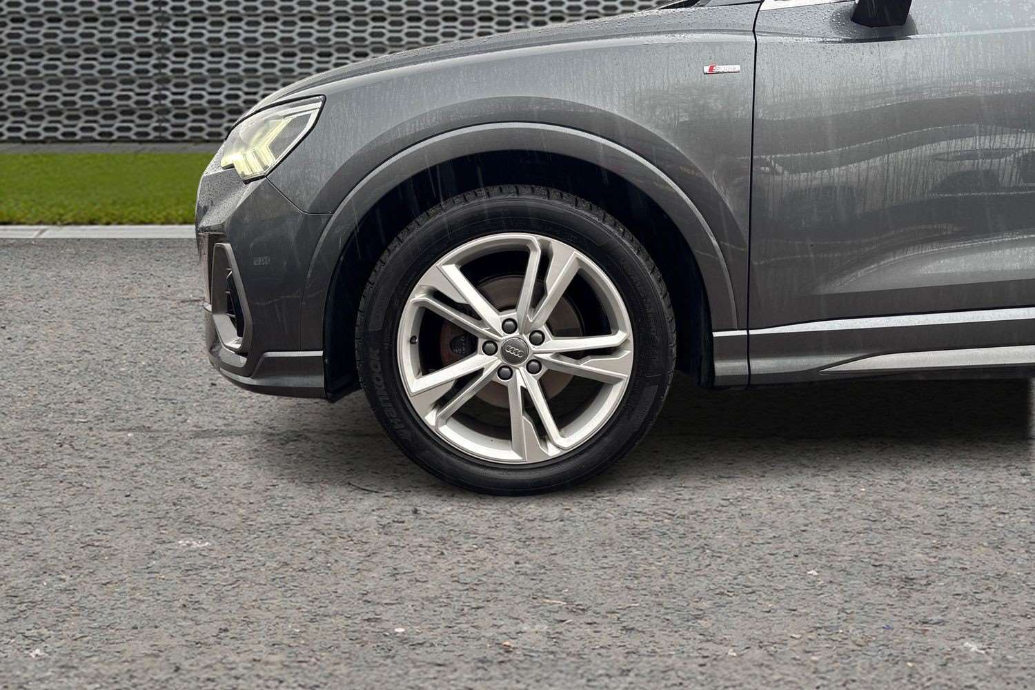 Used Audi Q3 2019 for sale - 76515587: Photo 9