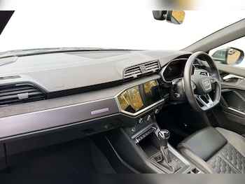 Used Audi RS Q3 2022 for sale - 76063401: Photo 2