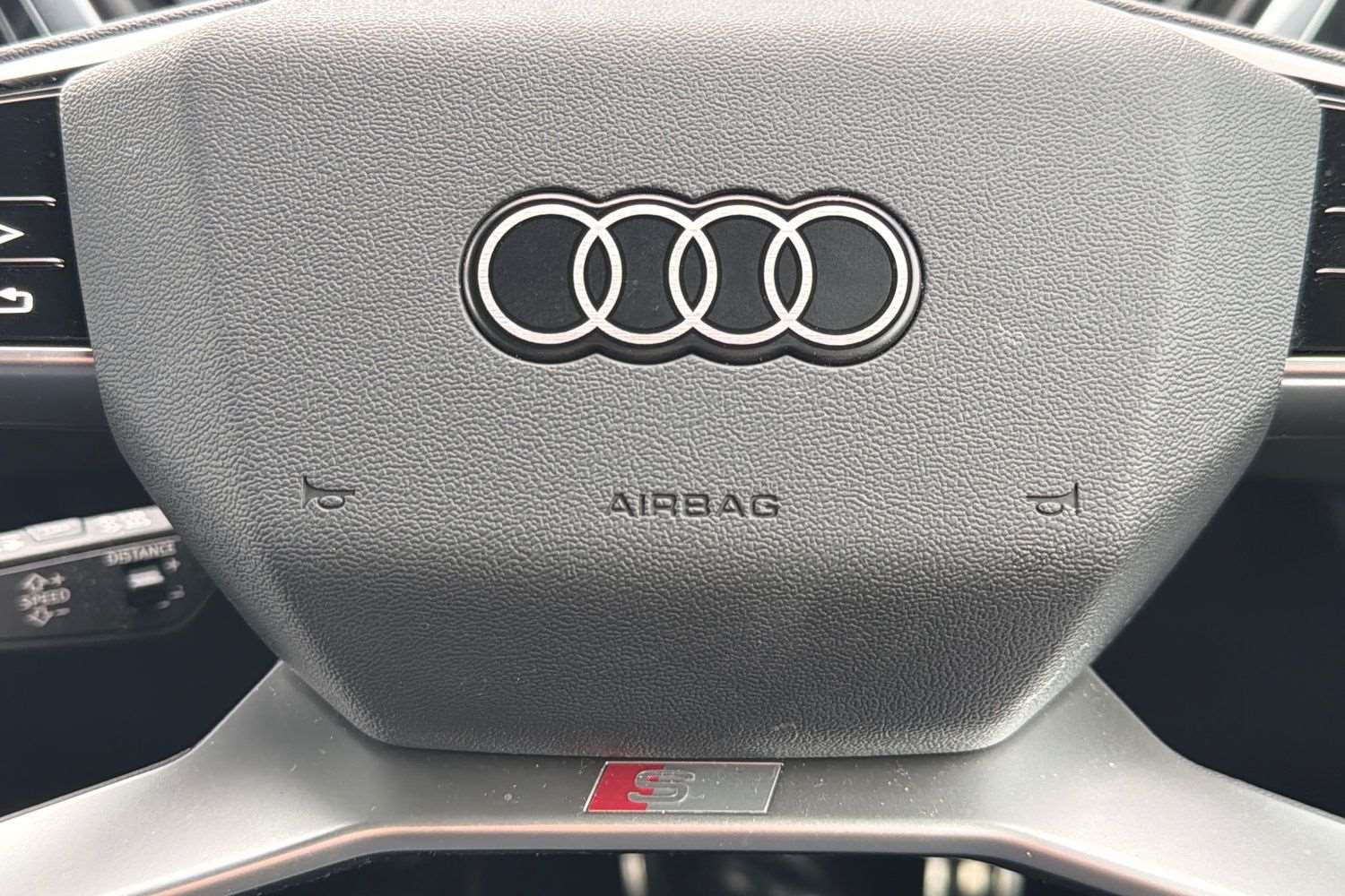 Used Audi Q4 e-tron 2023 for sale - 78010041: Photo 32