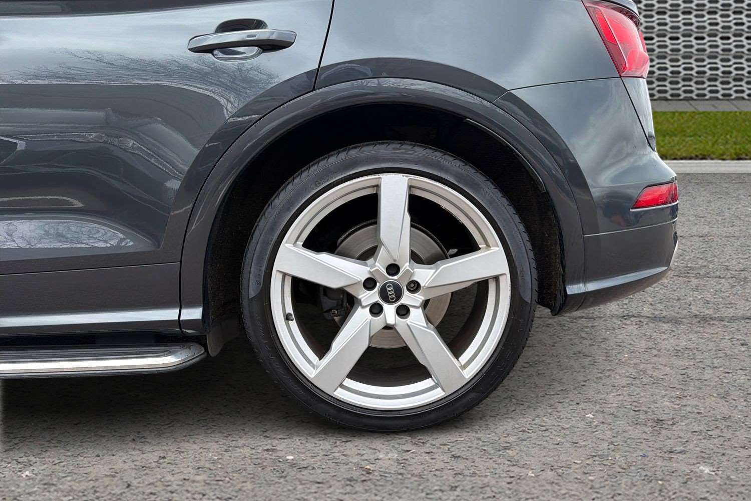 Used Audi Q5 2018 for sale - 78129617: Photo 10