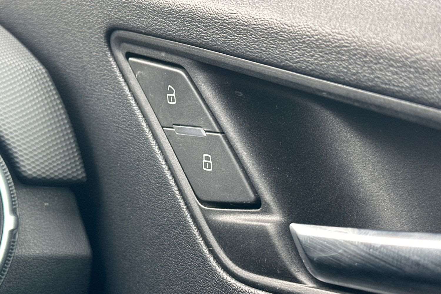 Vehicle 33