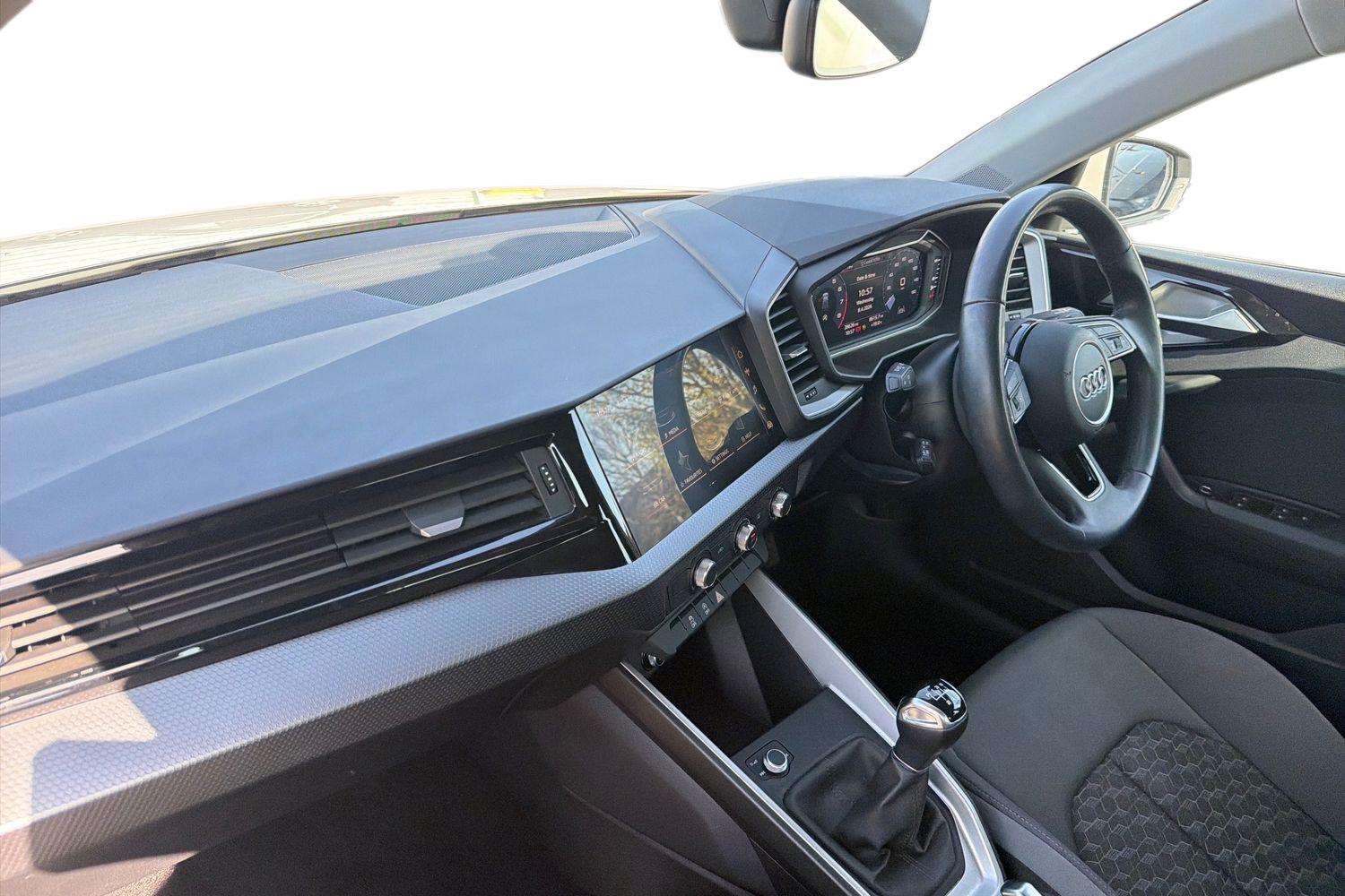 Used Audi A1 2023 for sale - 78173675: Photo 2