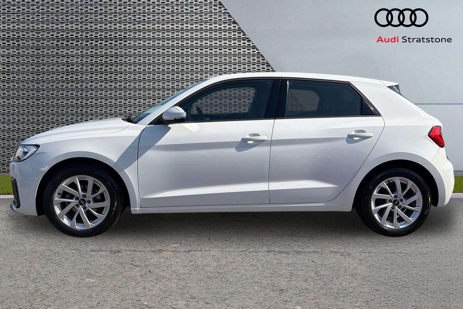 Used Audi A1 2023 for sale - 78173675: Photo 8