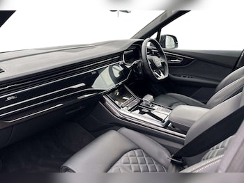 Used Audi Q7 2025 for sale - 77000090: Photo