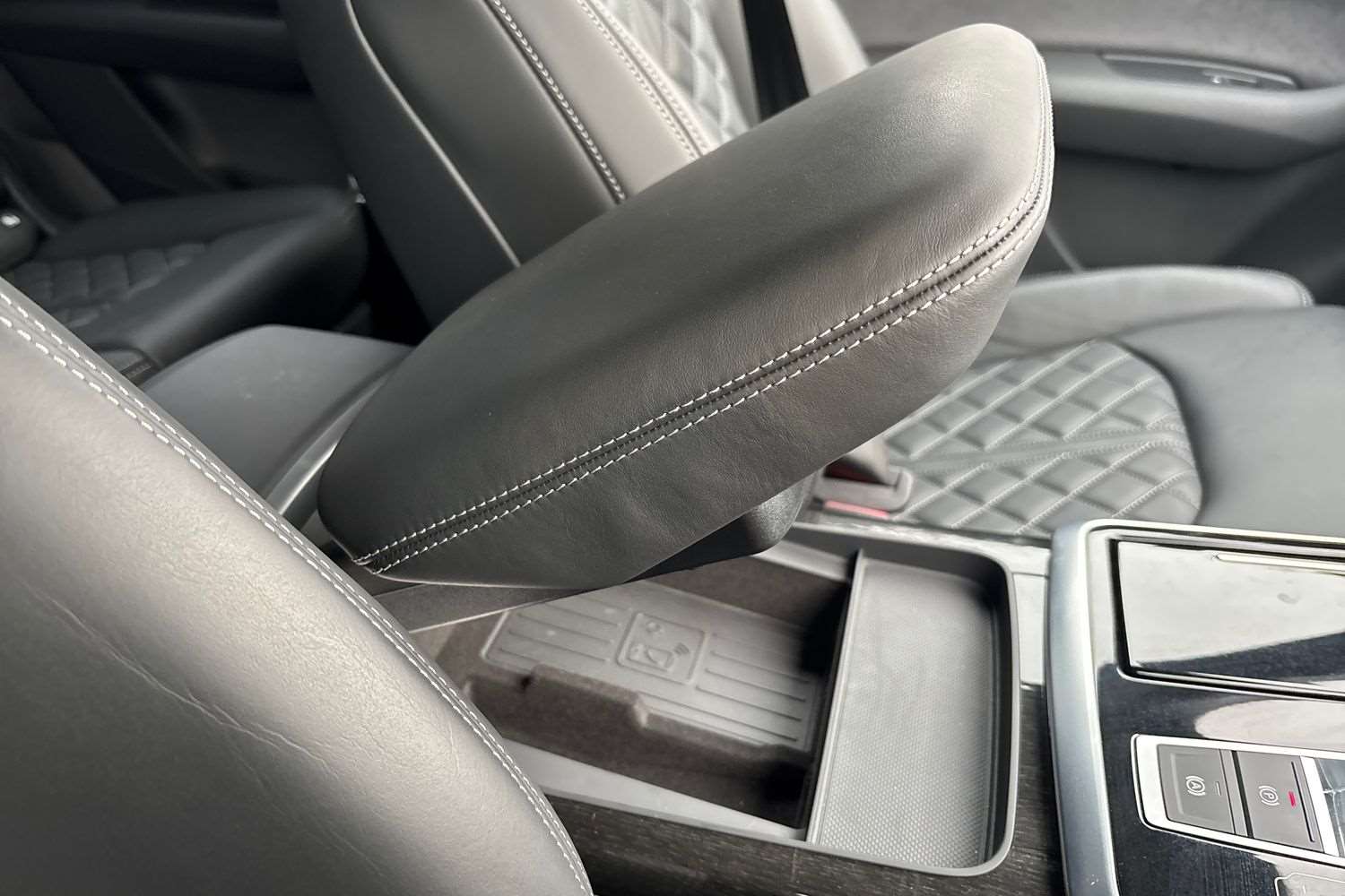 Used Audi Q7 2025 for sale - 77000090: Photo 32