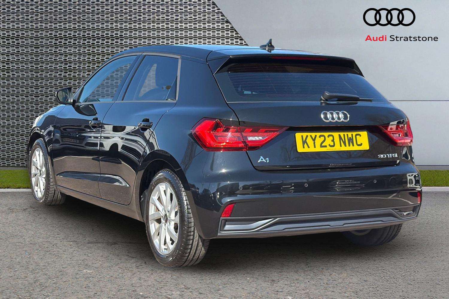 Used Audi A1 2023 for sale - 77961052: Photo 3