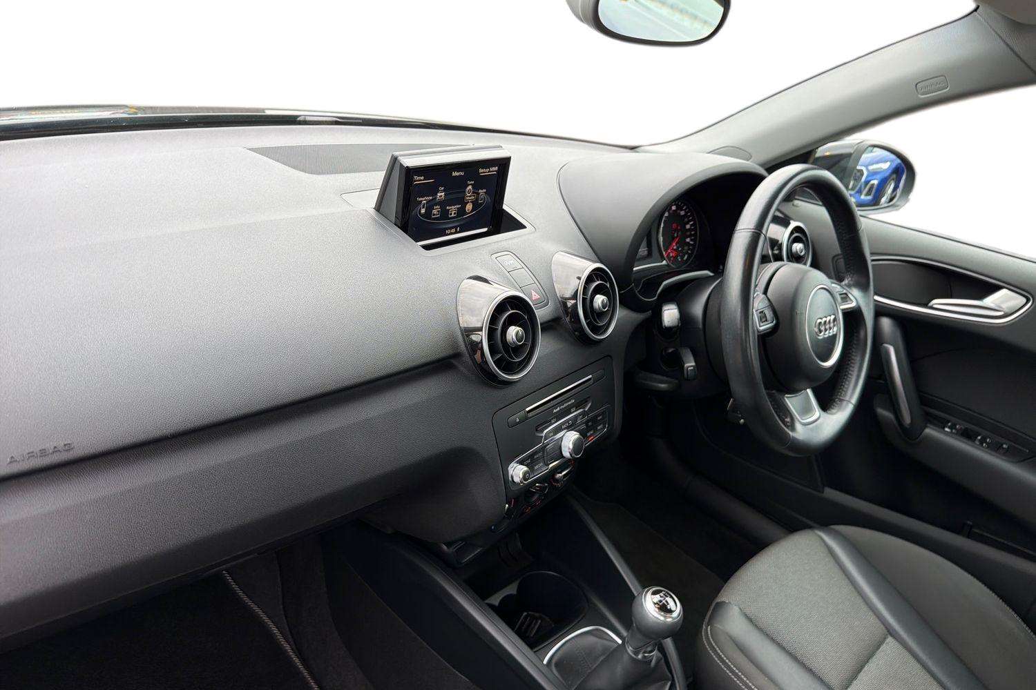 Used Audi A1 2018 for sale - 78129611: Photo 2