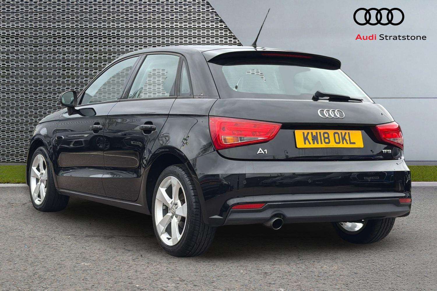 Used Audi A1 2018 for sale - 78129611: Photo 3