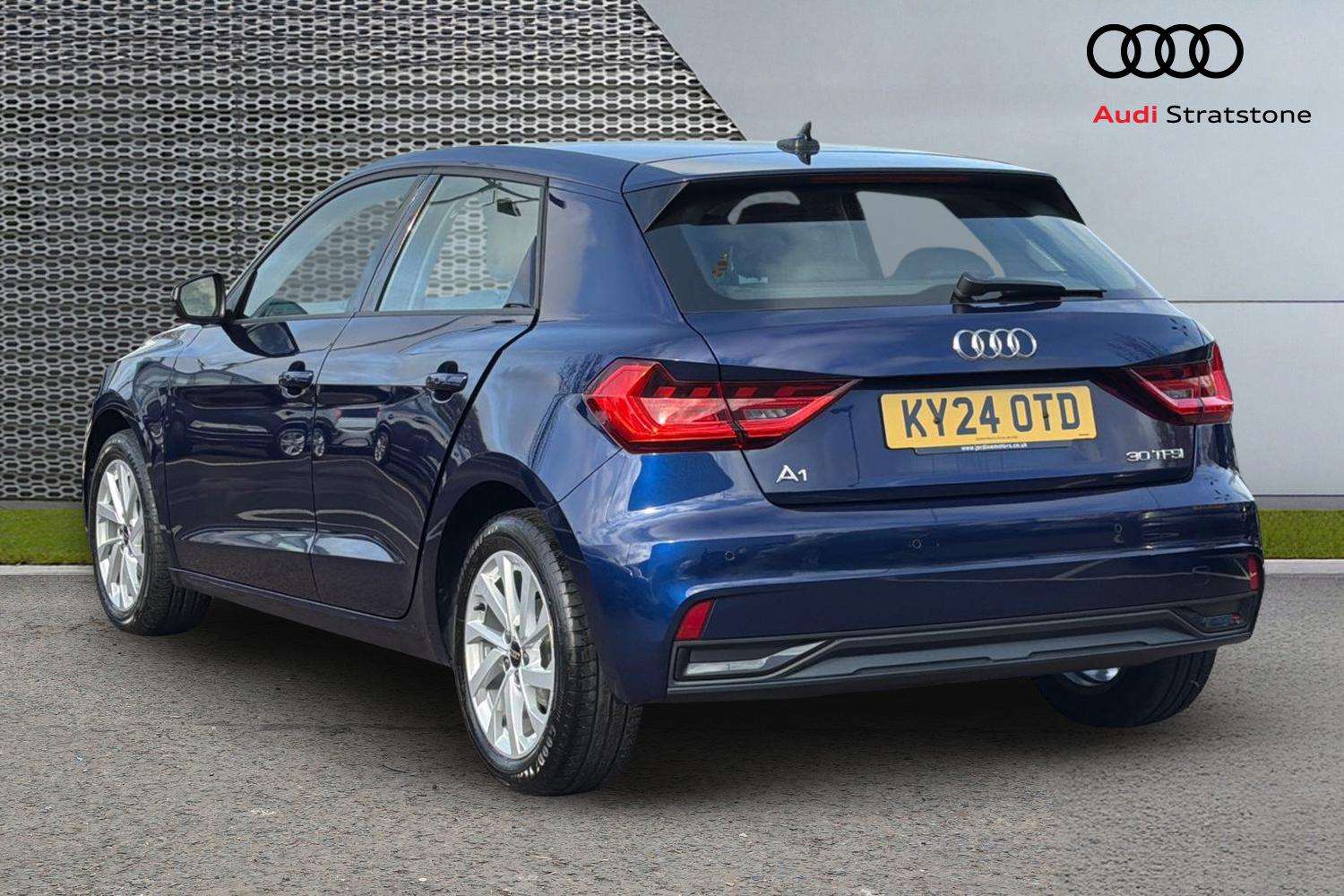 Used Audi A1 2024 for sale - 76460554: Photo 3