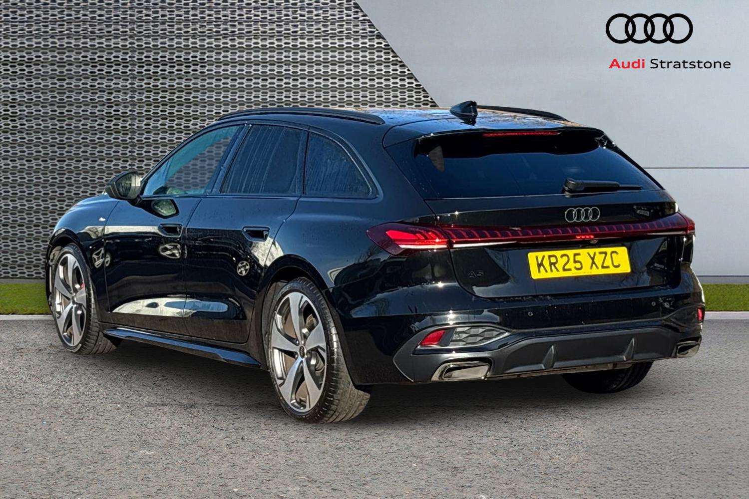 Used Audi A5 2025 for sale - 76718137: Photo 3