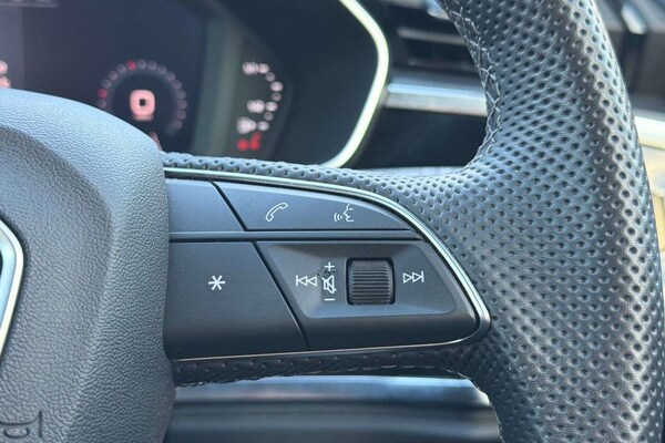 Used Audi Q3 for sale - 76242569: Photo 17