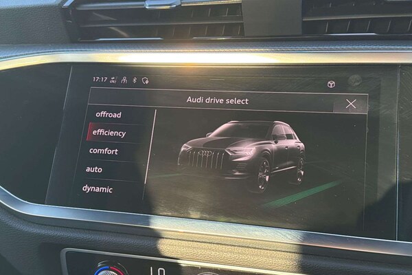 Used Audi Q3 for sale - 76242569: Photo 30