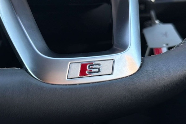 Used Audi Q3 for sale - 76242569: Photo 32