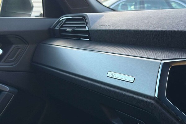 Used Audi Q3 for sale - 76242569: Photo 34