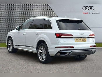Used Audi Q7 2024 for sale - 76230340: Photo