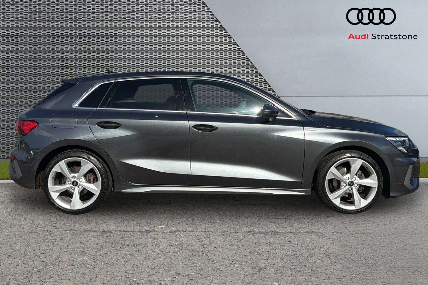 Used Audi A3 2023 for sale - 77857352: Photo 4