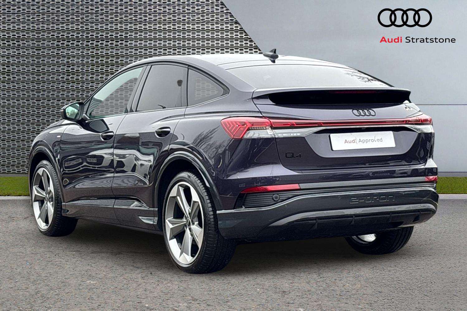 Used Audi Q4 e-tron 2025 for sale - 77772160: Photo 3