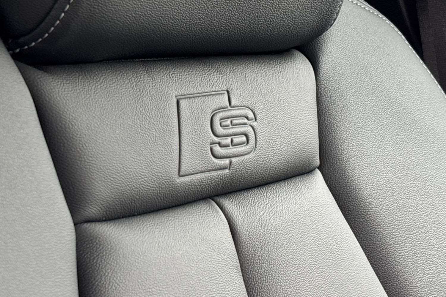 Used Audi Q4 e-tron 2025 for sale - 77772160: Photo 32