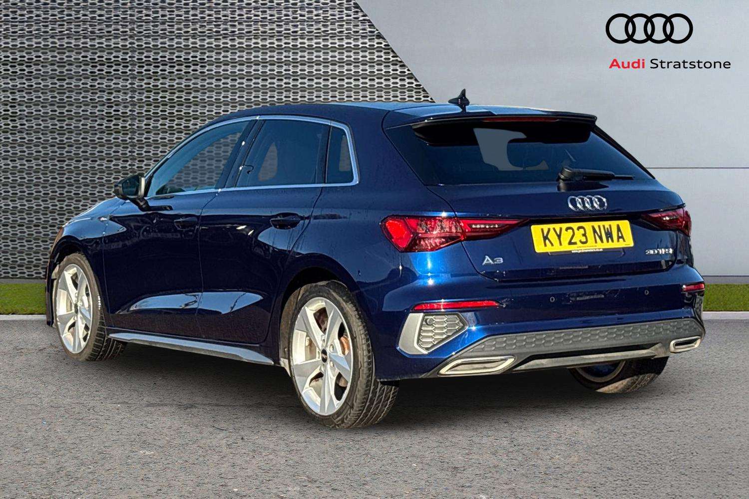 Used Audi A3 2023 for sale - 77083037: Photo 3