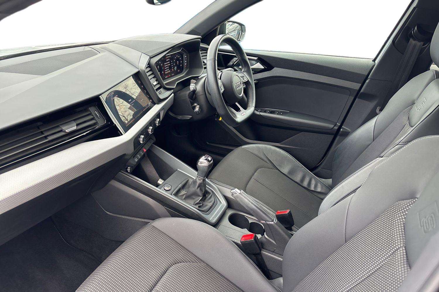 Used Audi A1 for sale - 77661124: Photo 2