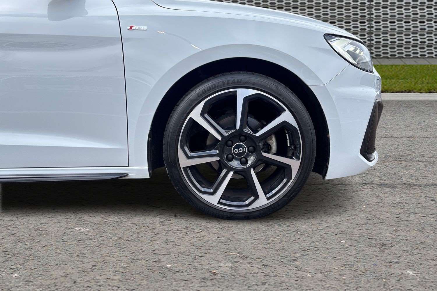 Used Audi A1 for sale - 77661124: Photo 5