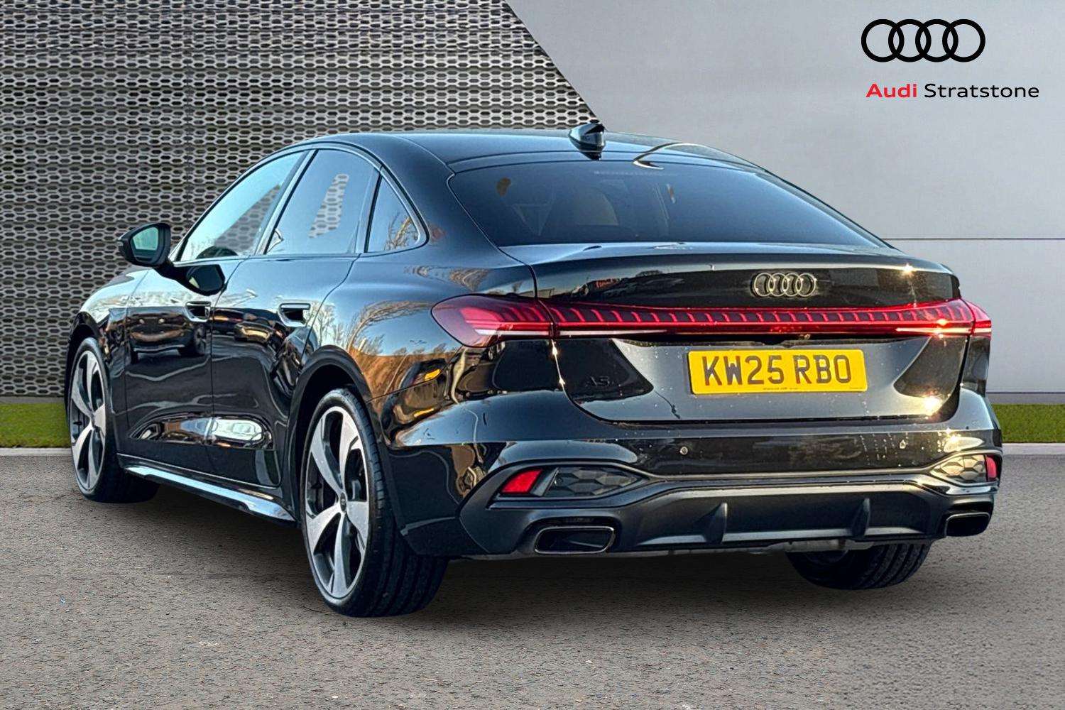 Used Audi A5 2025 for sale - 77123434: Photo 3