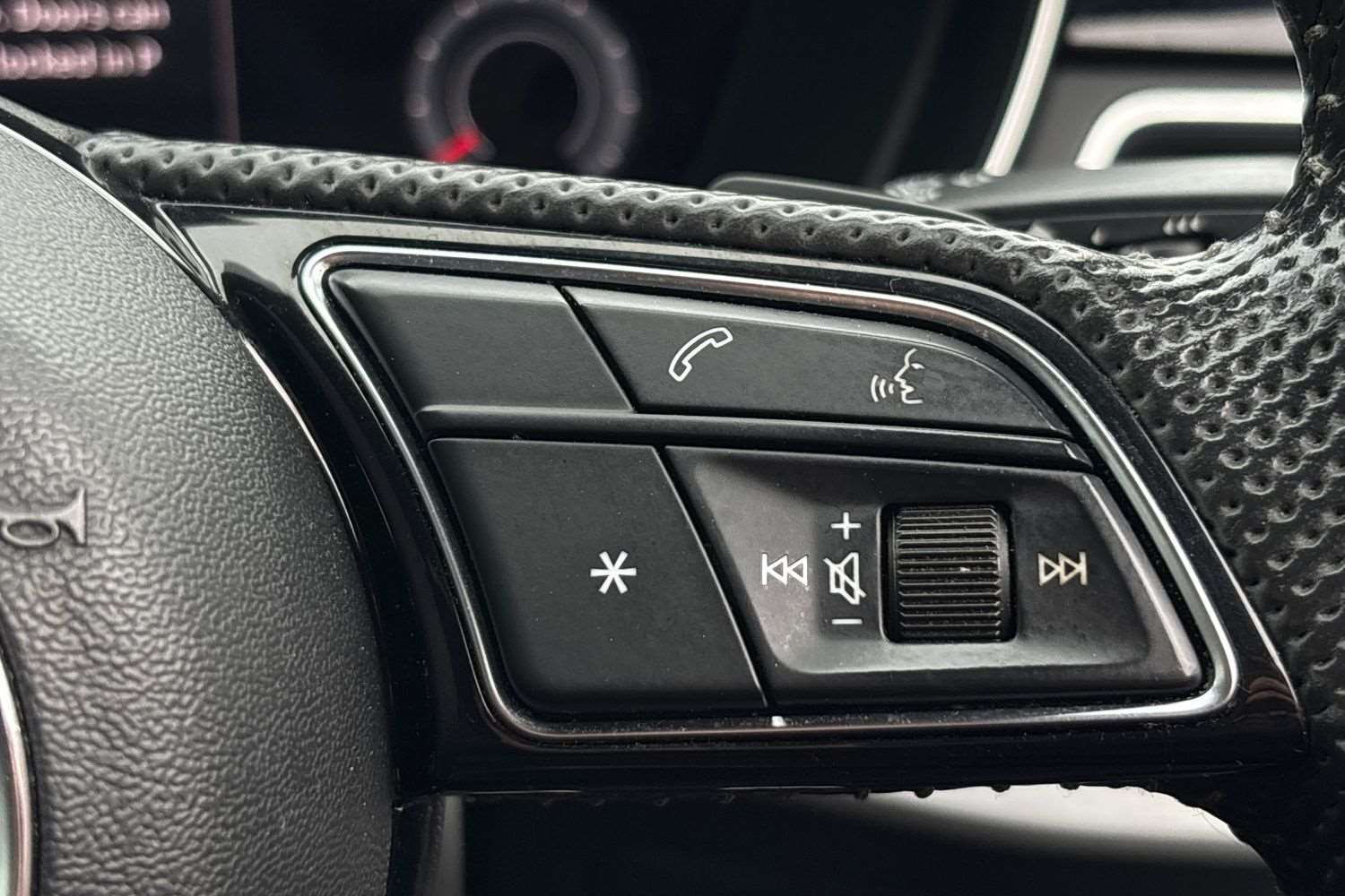 Used Audi A4 2020 for sale - 76575893: Photo 17