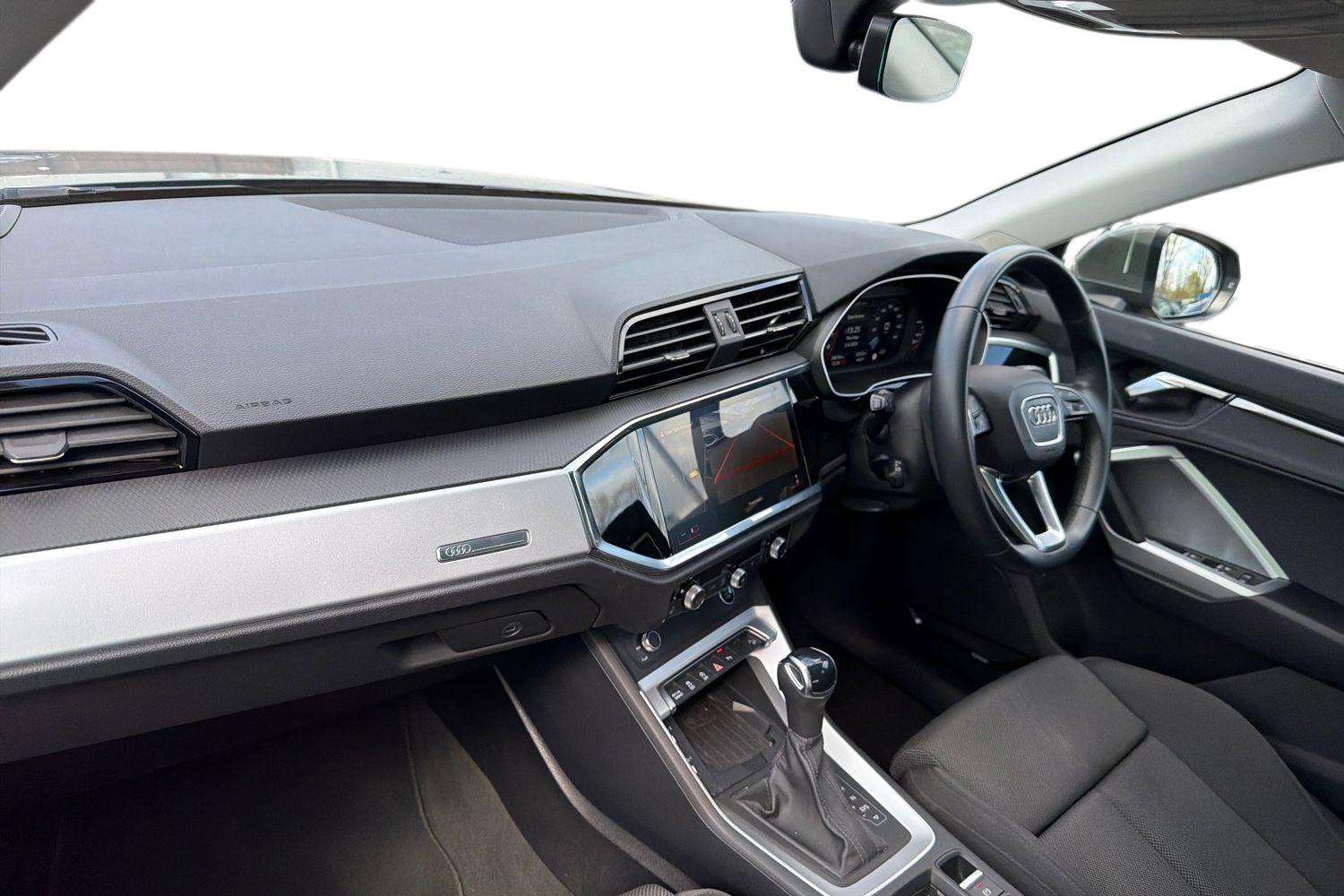 Used Audi Q3 2024 for sale - 78119188: Photo 2