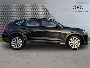 Used Audi Q3 2025 for sale - 76842969: Photo