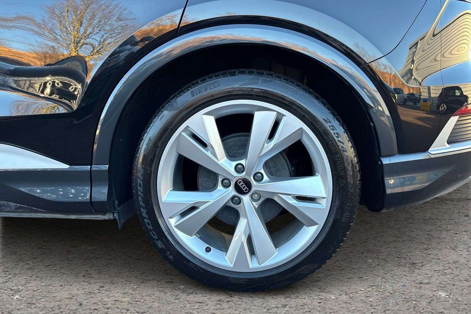 Used Audi Q4 e-tron 2023 for sale - 76804945: Photo 11