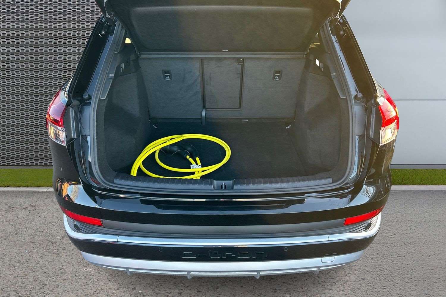 Used Audi Q4 e-tron 2023 for sale - 76804945: Photo 13