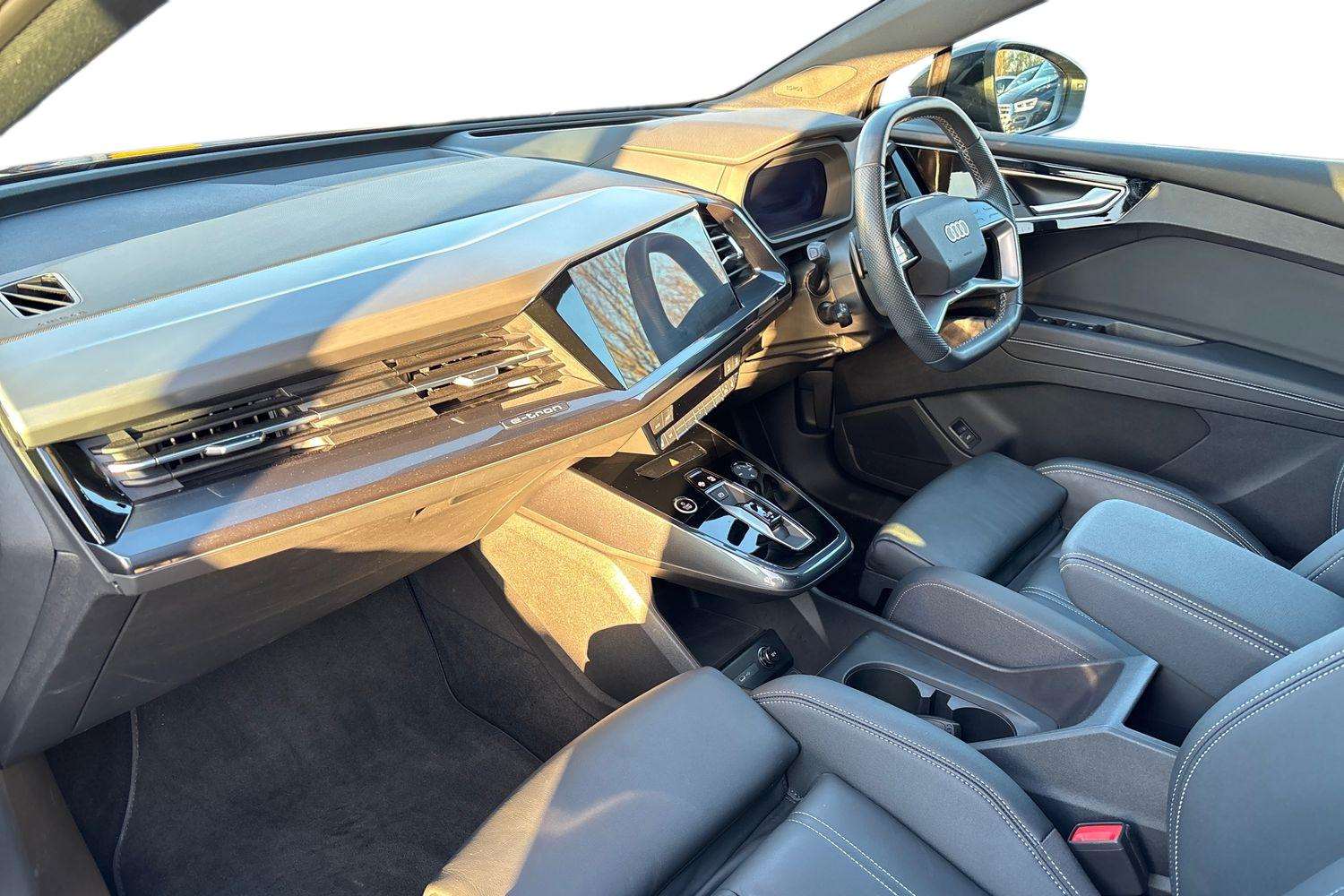 Used Audi Q4 e-tron 2023 for sale - 76804945: Photo 2