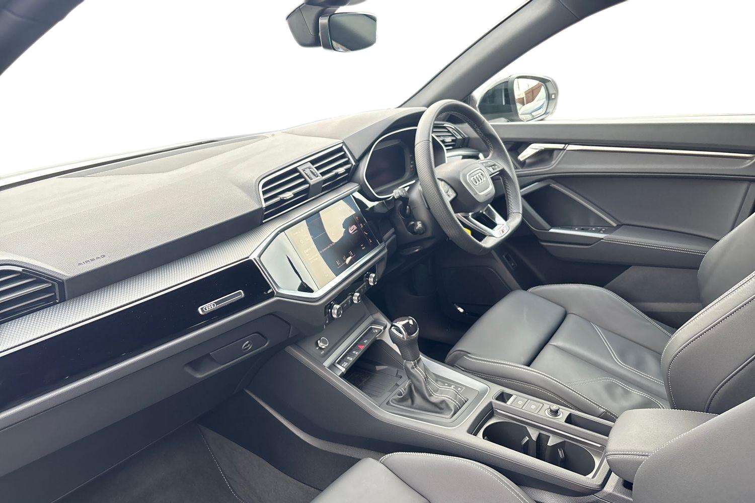 Used Audi Q3 2025 for sale - 77414781: Photo 2